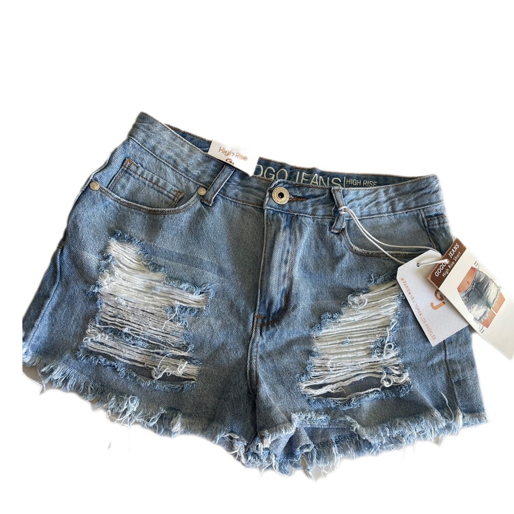 NWT blue denim shorts!!